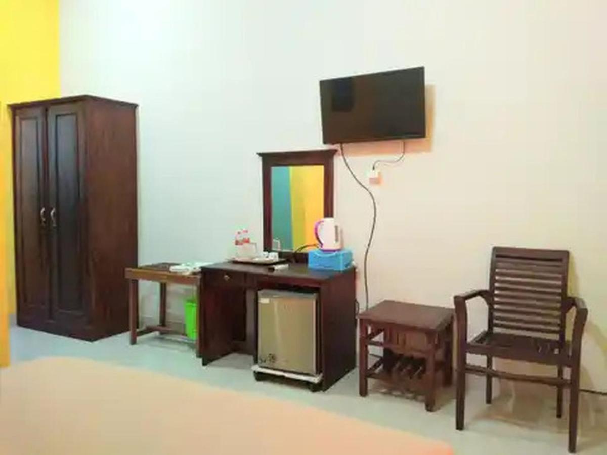 Reddoorz At Hotel Nuansa Ngawi Extérieur photo