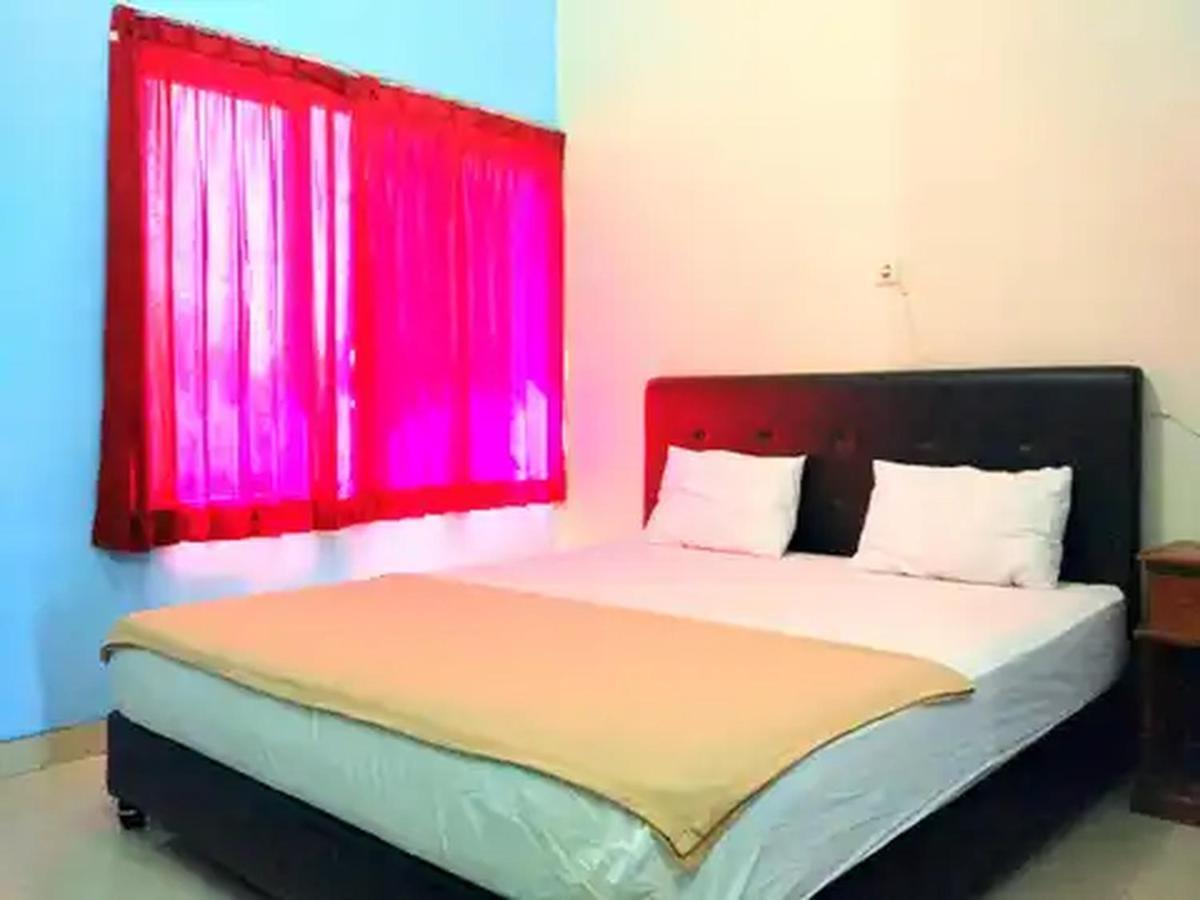 Reddoorz At Hotel Nuansa Ngawi Extérieur photo