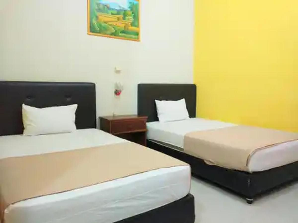 Reddoorz At Hotel Nuansa Ngawi Extérieur photo