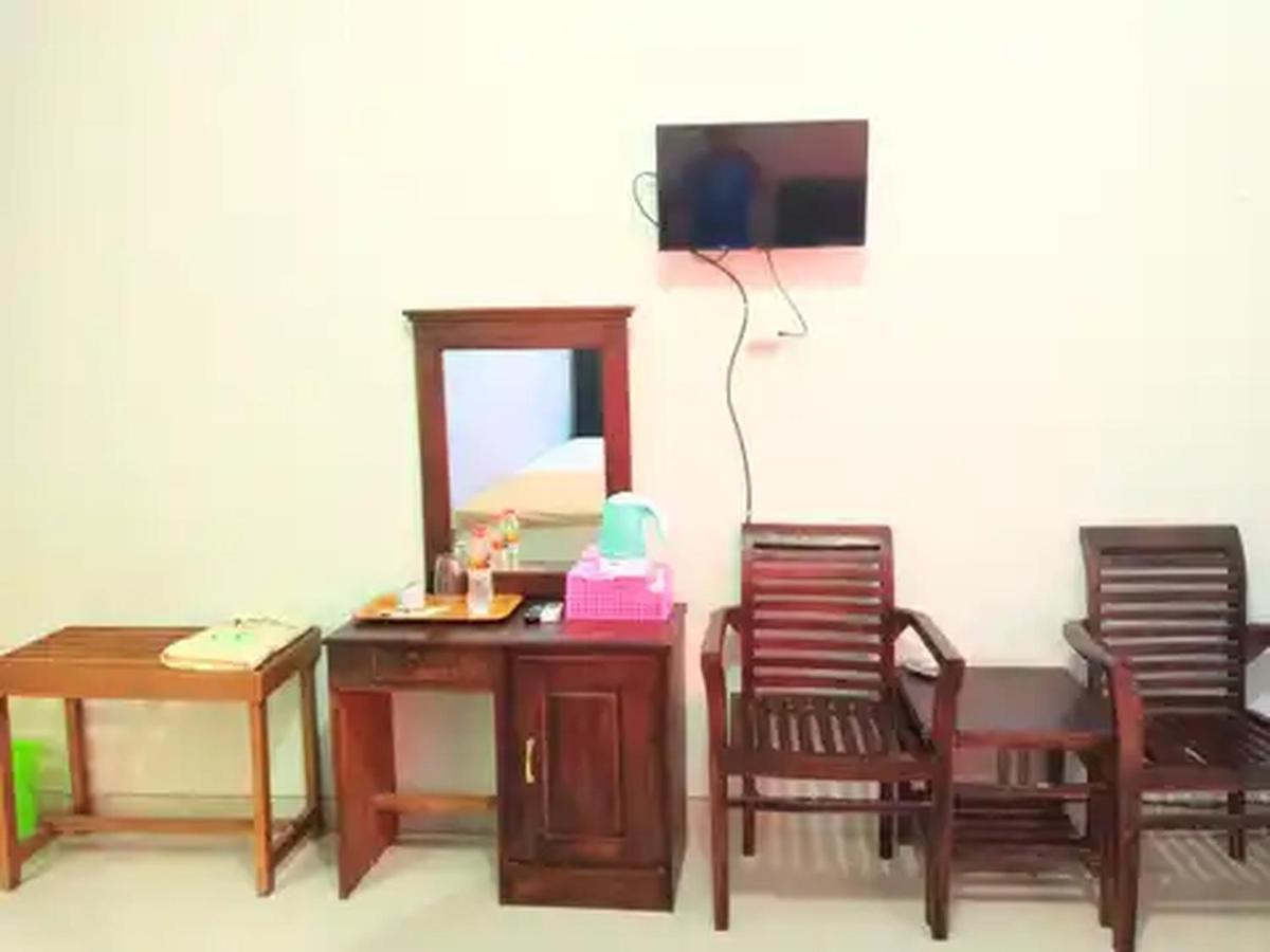 Reddoorz At Hotel Nuansa Ngawi Extérieur photo