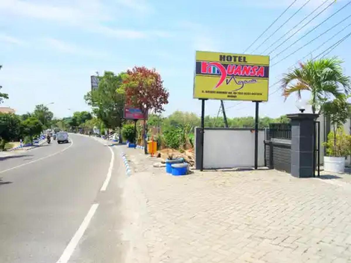 Reddoorz At Hotel Nuansa Ngawi Extérieur photo