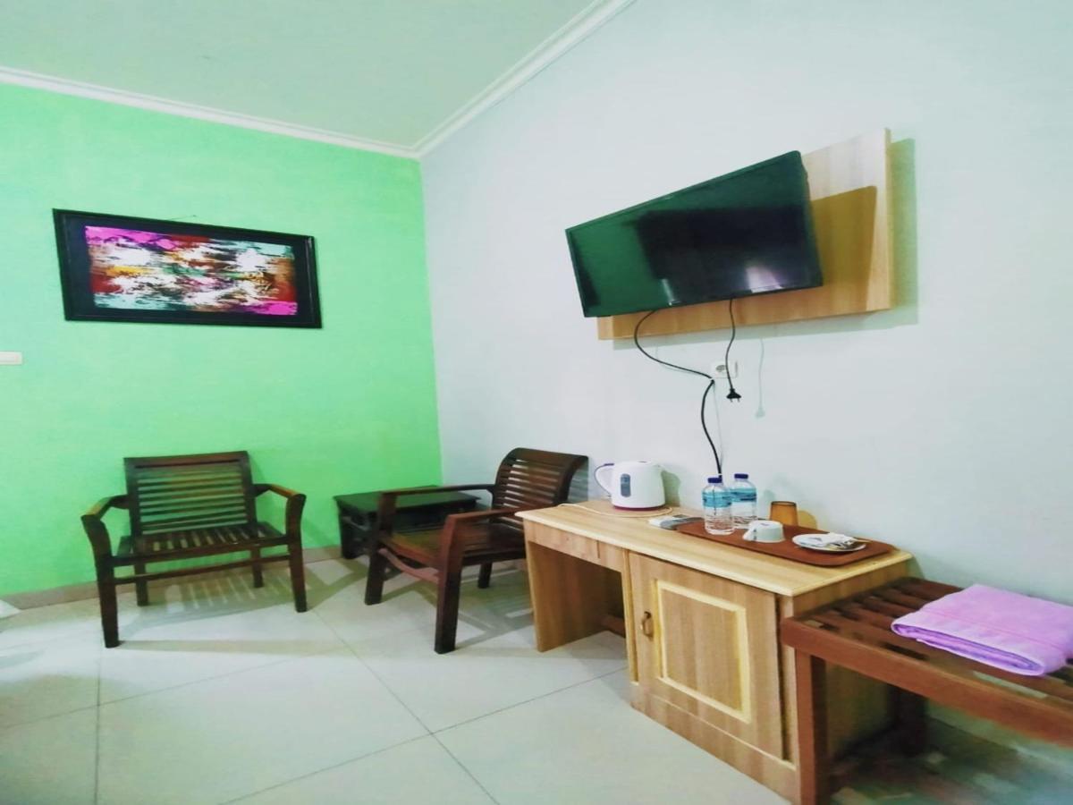 Reddoorz At Hotel Nuansa Ngawi Extérieur photo