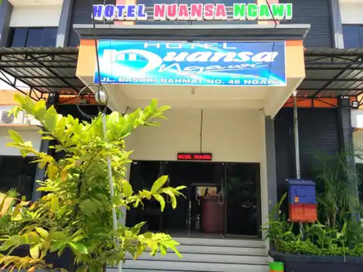 Reddoorz At Hotel Nuansa Ngawi Extérieur photo